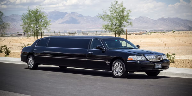 Luxury car limo service